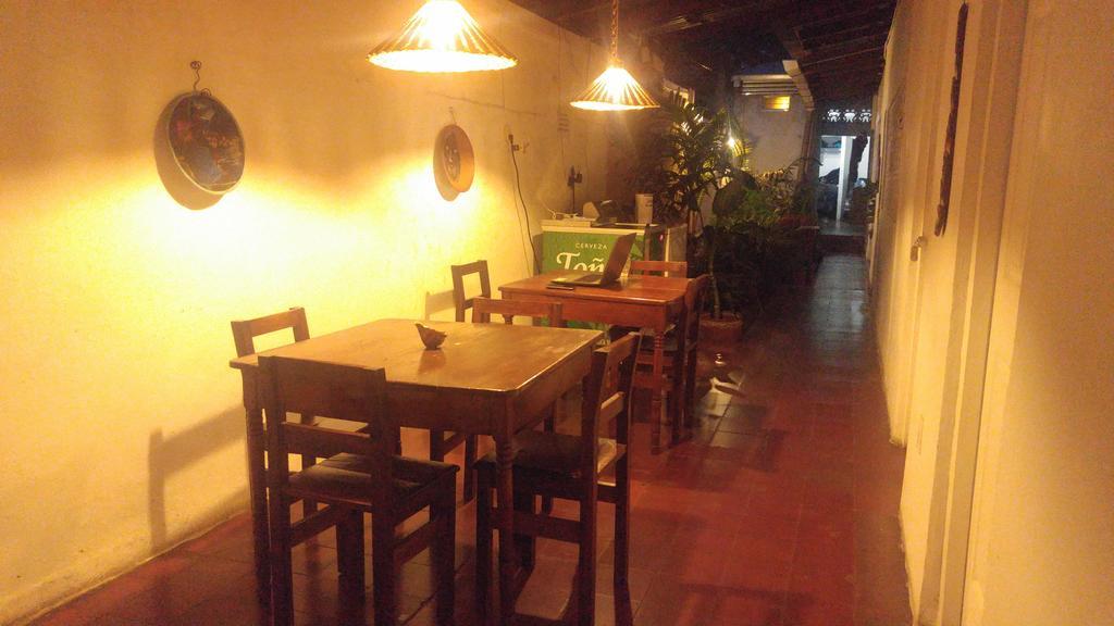 Casa Nica Leon Hostel Ngoại thất bức ảnh